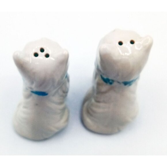Salt & Pepper Shakers Vintage White Ceramic Kittens w Blue Bows 2 Inch Stoppers - Picture 9 of 14